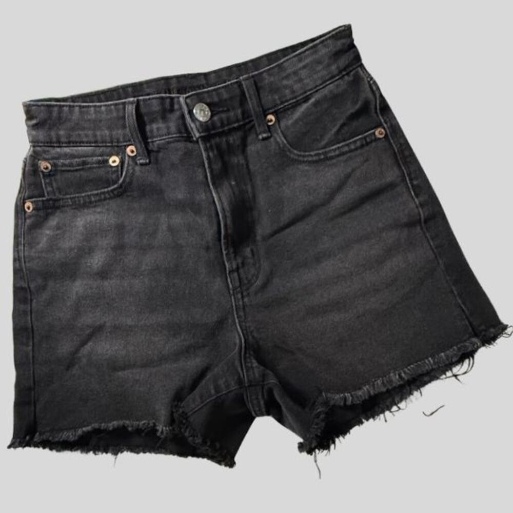 American Eagle Black Cut-Off Denim Shorts - Size 00 - High-Waisted Boho Style
